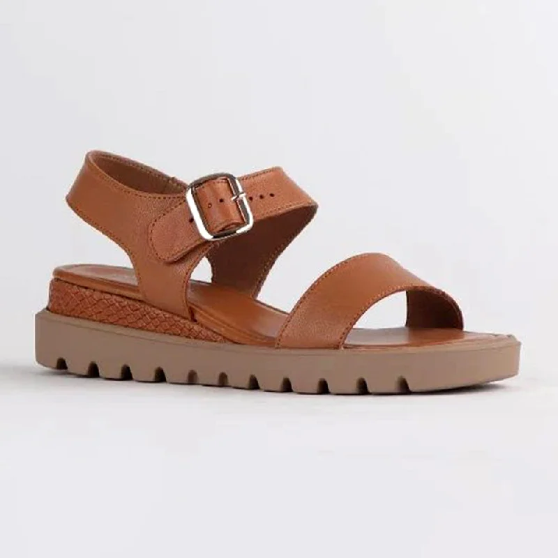 Froggie Fay Leather Wedge Sandal - Tan