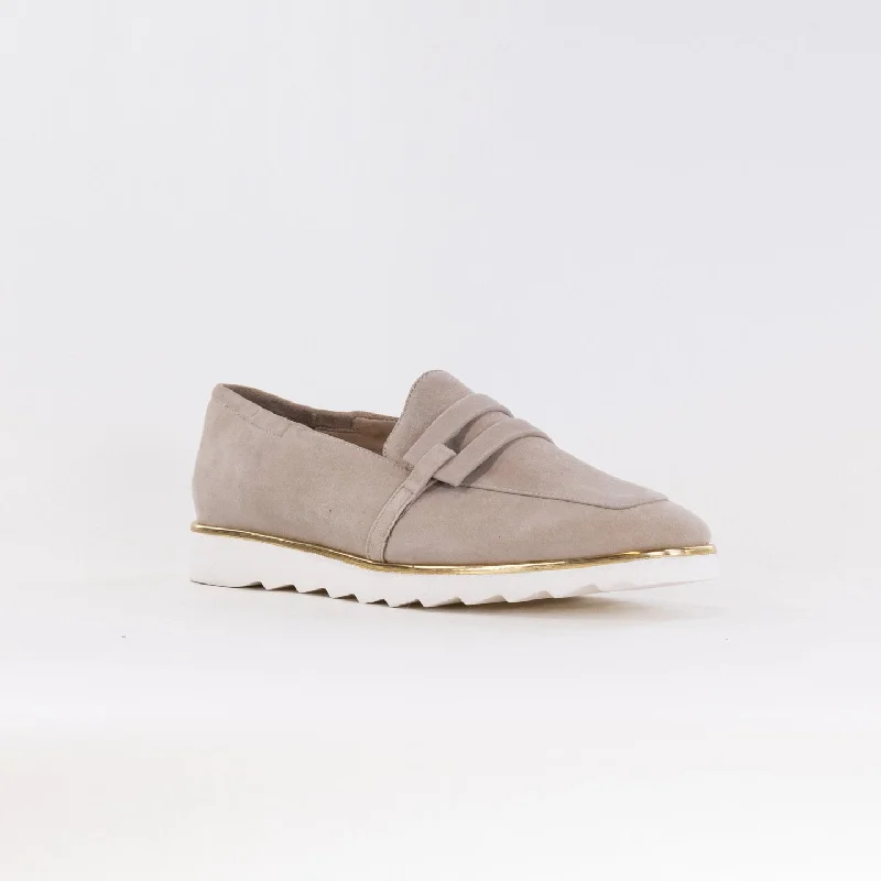 Ara Laura Loafer (Women's) - Sand Suede