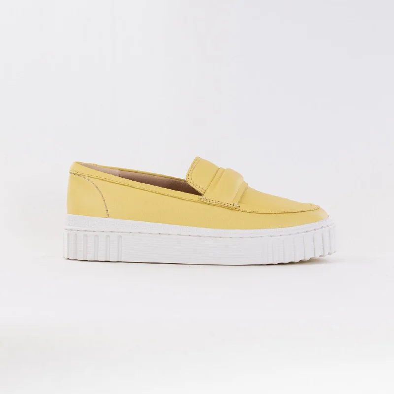 Clarks Mayhill Cove (Women's) - Yellow