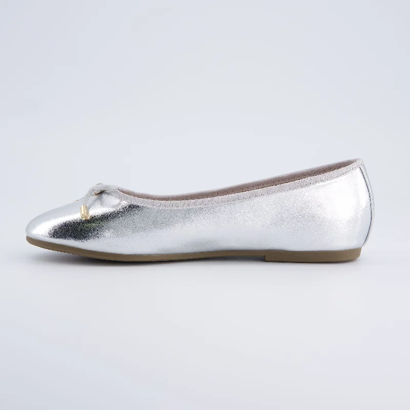 Dove Ballet Flat